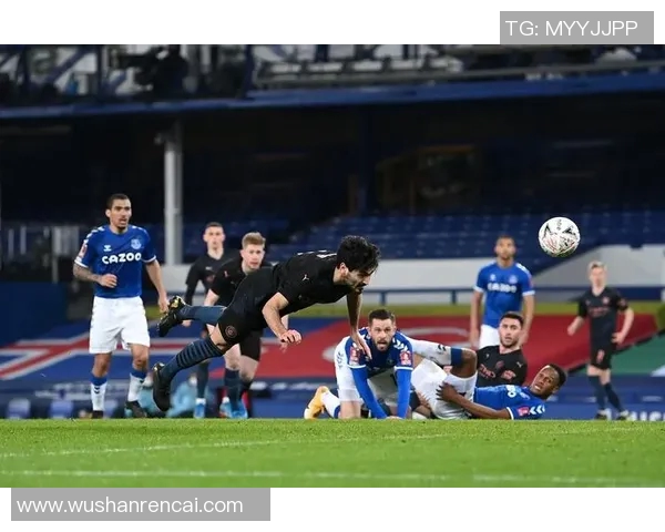 京多安领衔球队新篇章解析其在赛场上的关键作用与未来发展潜力