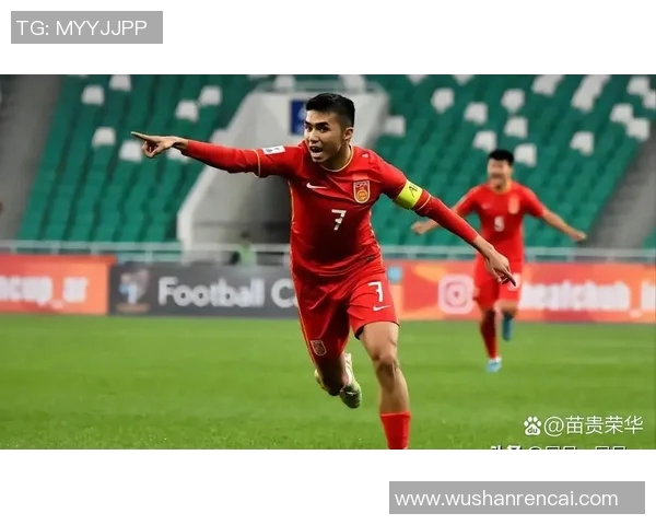 国足主场迎战乌兹别克斯坦精彩回放与赛后分析 国足主场迎战乌兹别克斯坦精彩回放与赛后分析