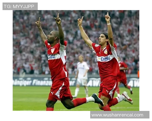 圣吉罗斯与亨克激战正酣谁能在这场对决中笑到最后 圣吉罗斯与亨克激战正酣谁能在这场对决中笑到最后