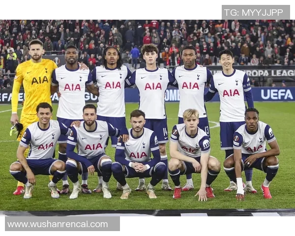 林茨主场迎战热刺期待精彩对决双方球迷热情高涨气氛火爆