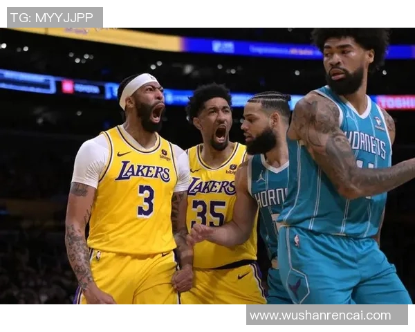 湖人对阵黄蜂精彩回放全场比赛亮点与精彩瞬间解析