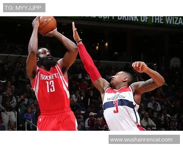 2015年雷霆与勇士激战回顾精彩比分与赛况分析