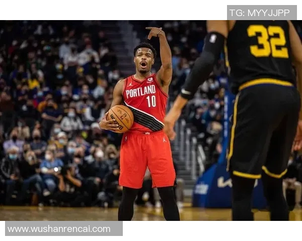 开拓者与太阳对决分析：战术布局与球员表现的全面解读