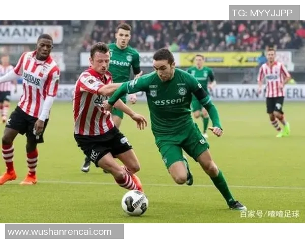 登博思与阿尔克的激烈对决展现足球魅力与团队精神的巅峰对抗